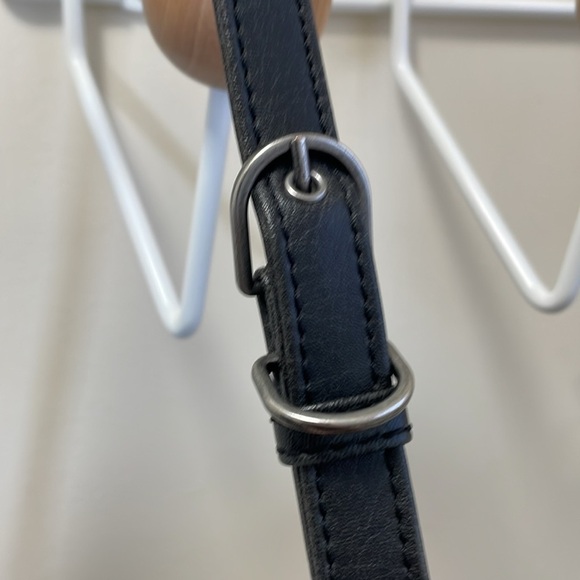 Matt & Nat - Faux Leather Shoulder Bag - Black - Picture 11 of 14